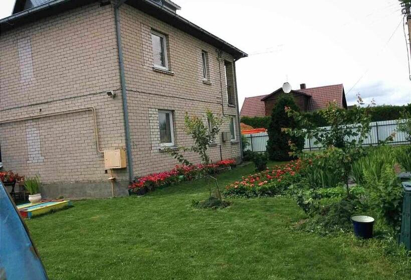 آپارتمان 1 خوابه همکف, Town House