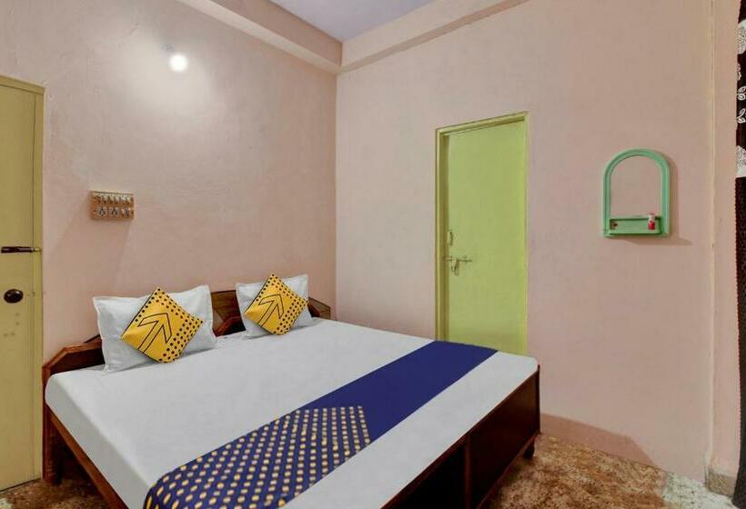 Klassiskt Trippelrum, Spot On Hotel Highway Inn