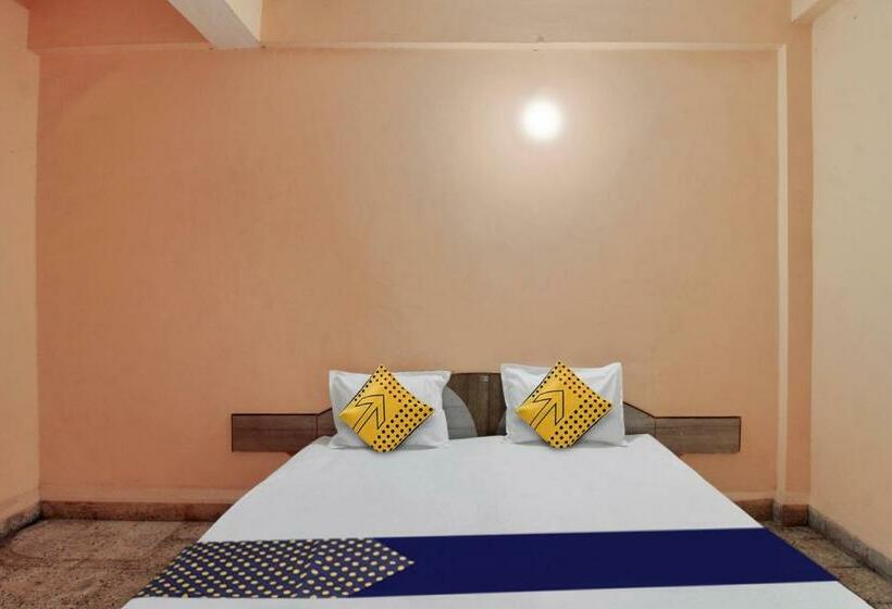 Klassiskt Trippelrum, Spot On Hotel Highway Inn