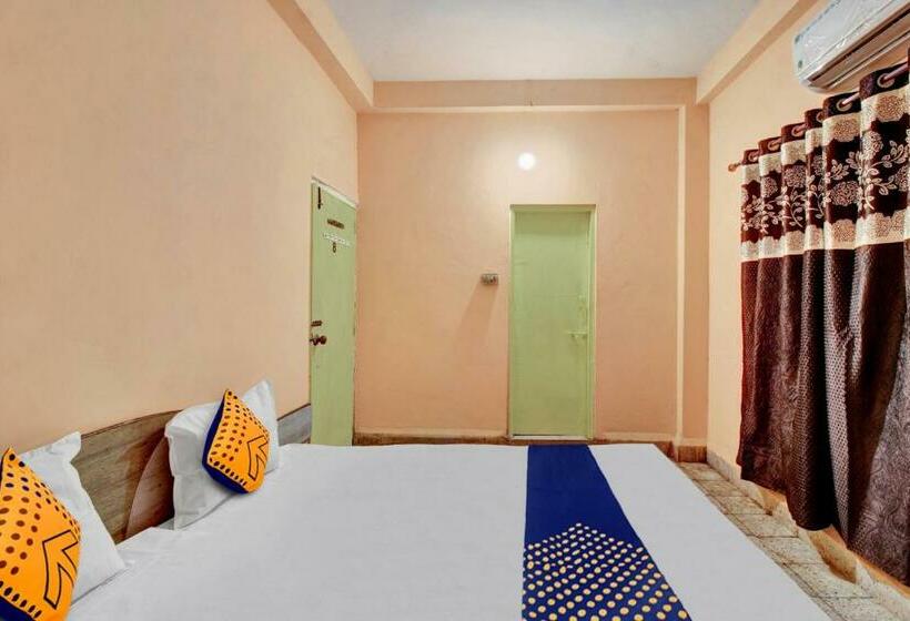 Трехместный Номер Классика, Spot On Hotel Highway Inn