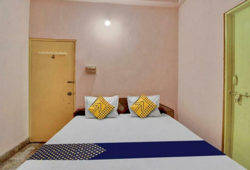 Klassiskt Trippelrum, Spot On Hotel Highway Inn