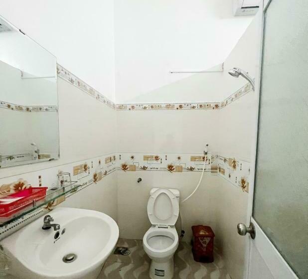 اتاق استاندارد, Thanh Tâm