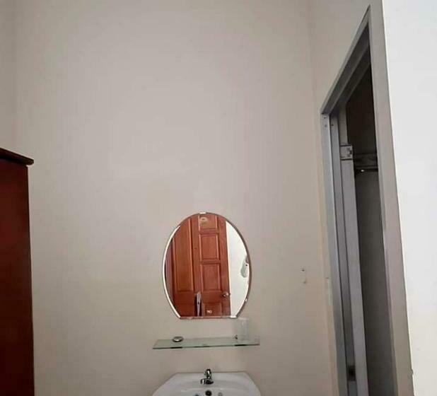 اتاق استاندارد چهارنفره با بالکن, Thanh Tâm