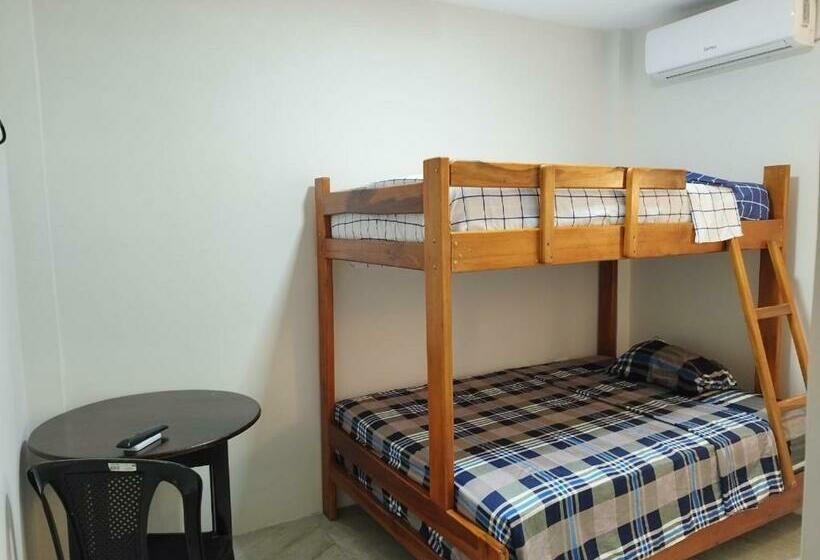 اتاق پریمیوم چهارنفره, Kánela Hotel   Cabañas