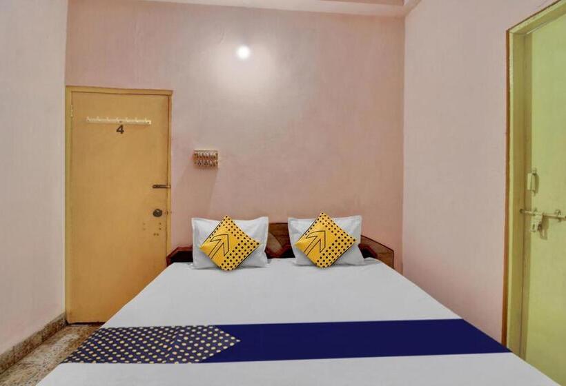 Klassiskt Trippelrum, Spot On Hotel Highway Inn