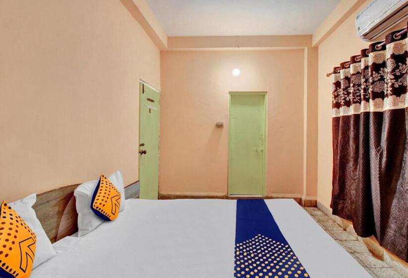 Klassiskt Trippelrum, Spot On Hotel Highway Inn