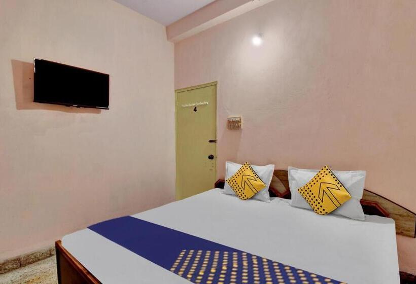 Трехместный Номер Классика, Spot On Hotel Highway Inn