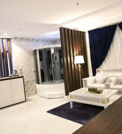 小型套房, Golden Bujari Bisha