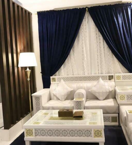 小型套房, Golden Bujari Bisha