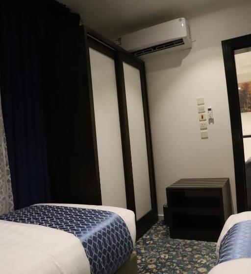 家庭套房, Golden Bujari Bisha