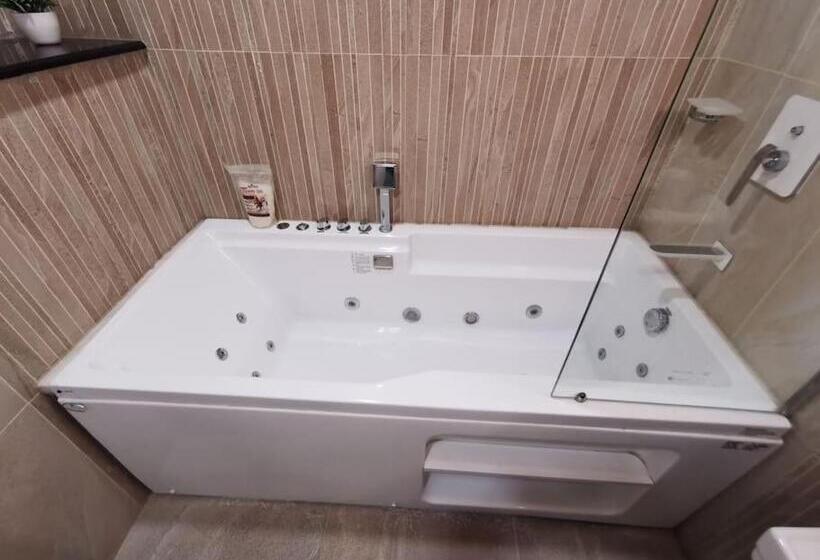 آپارتمان 3 خوابه, Centaurus Apartments Islamabad