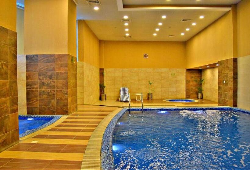 2 Bedrooms Apartment City View, Centaurus Apartments Islamabad