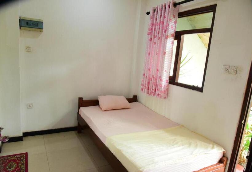 Номер Стандарт Индивидуальный, The Freedom