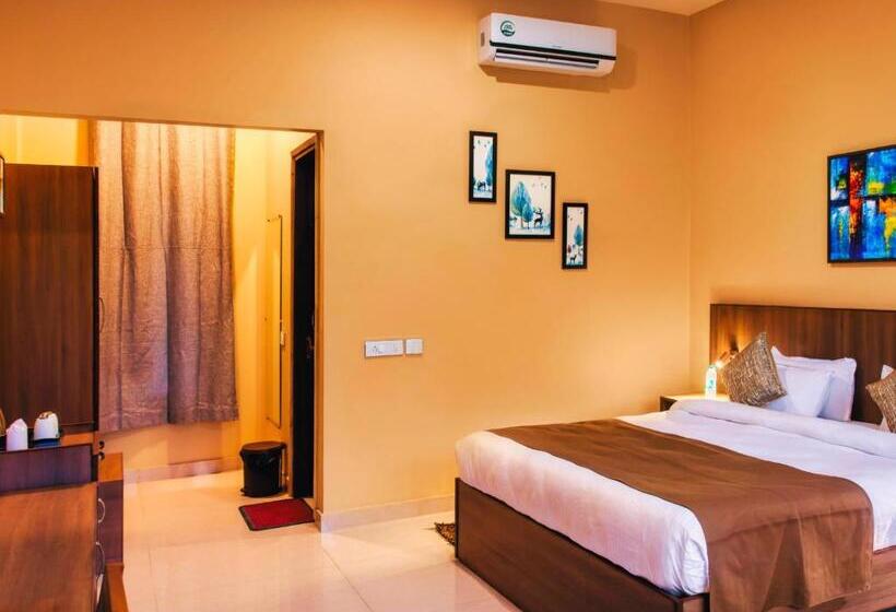 キングサイズベッドのスタンダードルーム, Corbett River Valley Resort