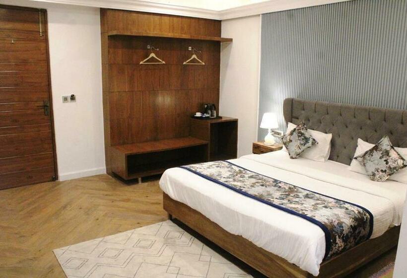 חדר סופריור עם מיטת קינג, The Sapling Manor