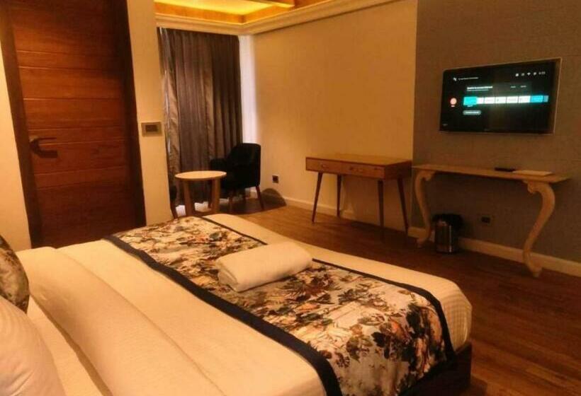 חדר סופריור עם מיטת קינג, The Sapling Manor