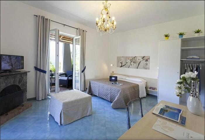 Номер Deluxe с Балконом, Don Giorgio Rooms