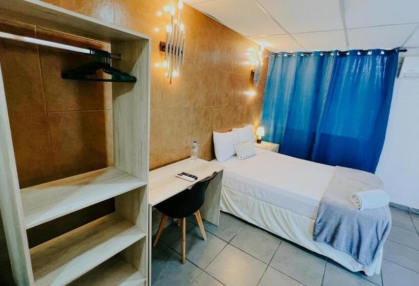 غرفة قياسية, La Ruta Hotel Corporativo