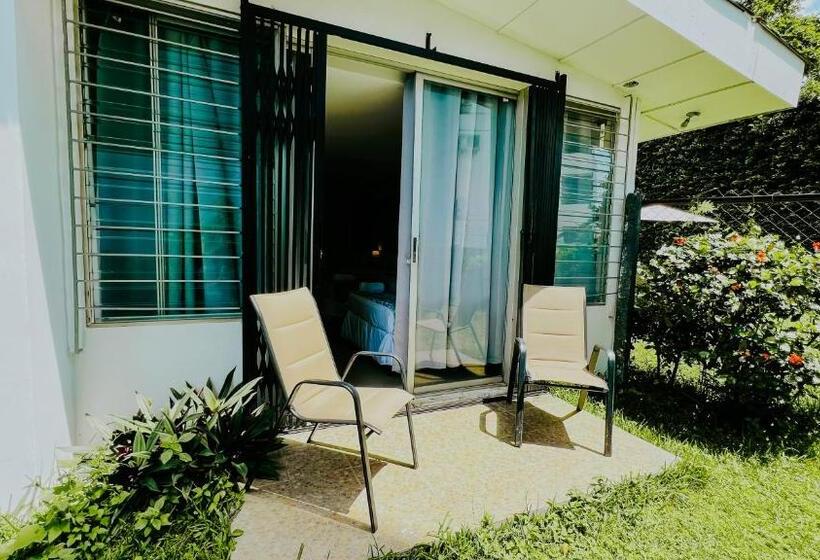 غرفة قياسية رباعية مطلة على الحديقة, La Ruta Hotel Corporativo