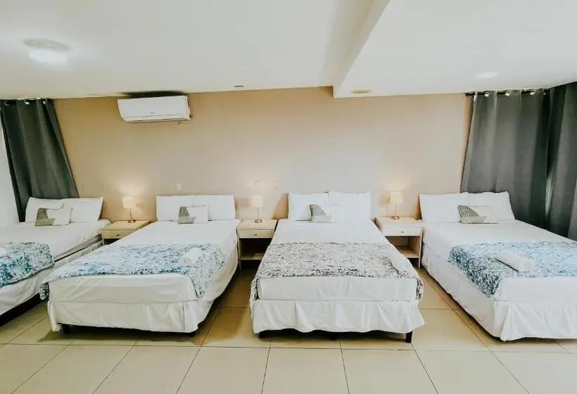 اتاق استاندارد چهارنفره با چشم‌انداز باغ, La Ruta Hotel Corporativo