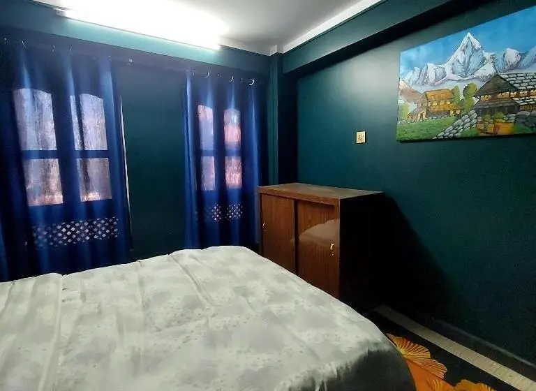 اتاق استاندارد یک نفره, Luniva Restaurant And Guest House
