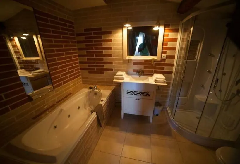 スタンダードルーム, Room In Guest Room   Londres Guest Room In The Heart Of The Vineyard