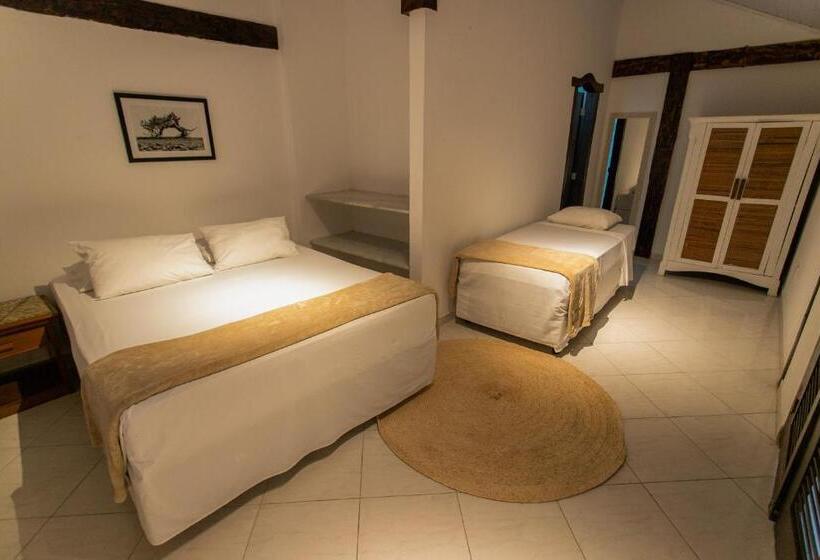 اتاق کلاسیک سه تخته, Casa La Luna