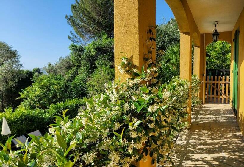 آپارتمان 1 خوابه با چشمانداز استخر, Cosy Cottage With Private Pool