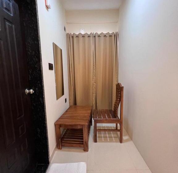 Семейный Номер Deluxe, Mangalore Stay Inn