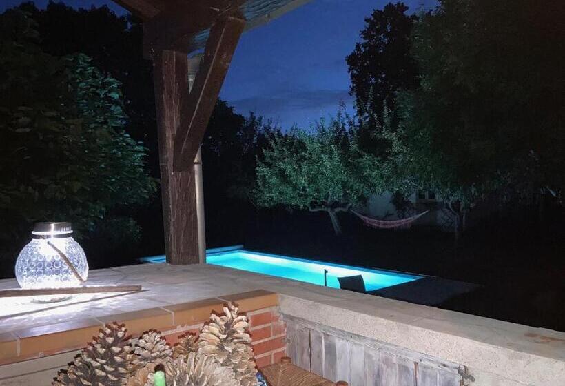 Семейный Номер Superior, L Ostal De Gagnac