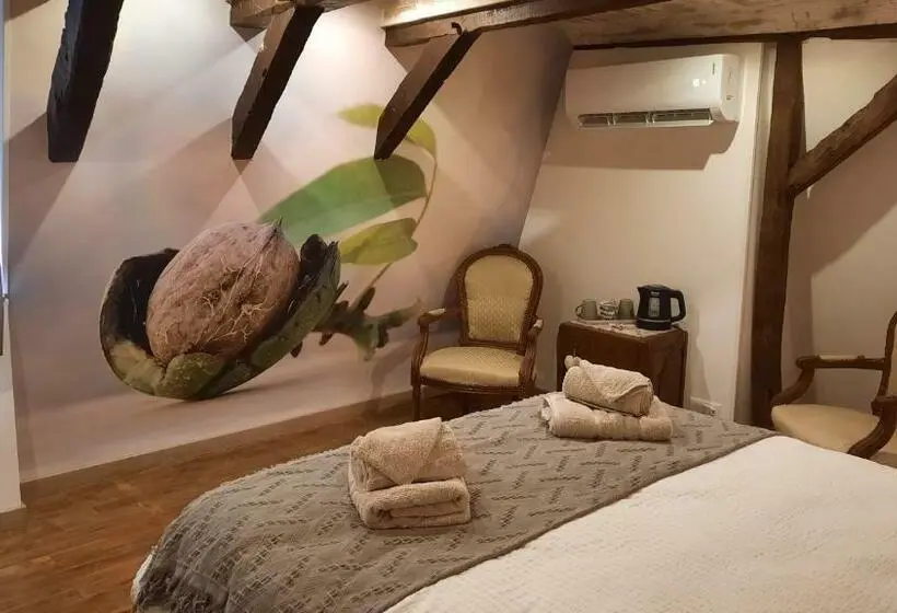 コンフォートトリプルルーム, L Ostal De Gagnac