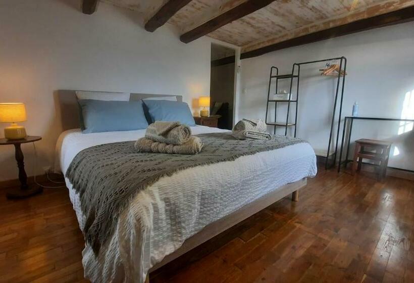 Трехместный Номер Комфорт, L Ostal De Gagnac