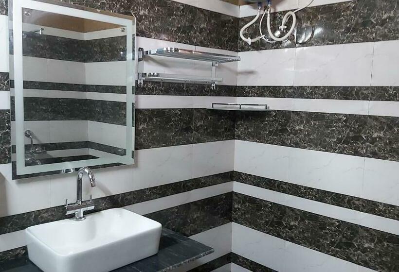 Suite, Virsaa   The Captain S Mud Retreat