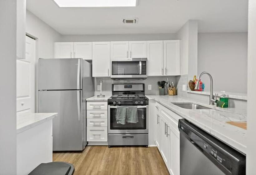 带2个卧室的公寓, Garden Styles Herndon Dulles Airport