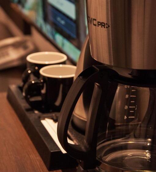 이코노미 트리플 룸, سنت العزيزيه