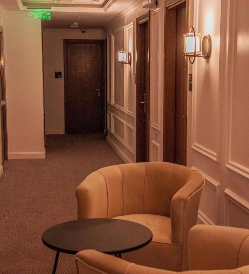 Студия Стандарт, سنت العزيزيه