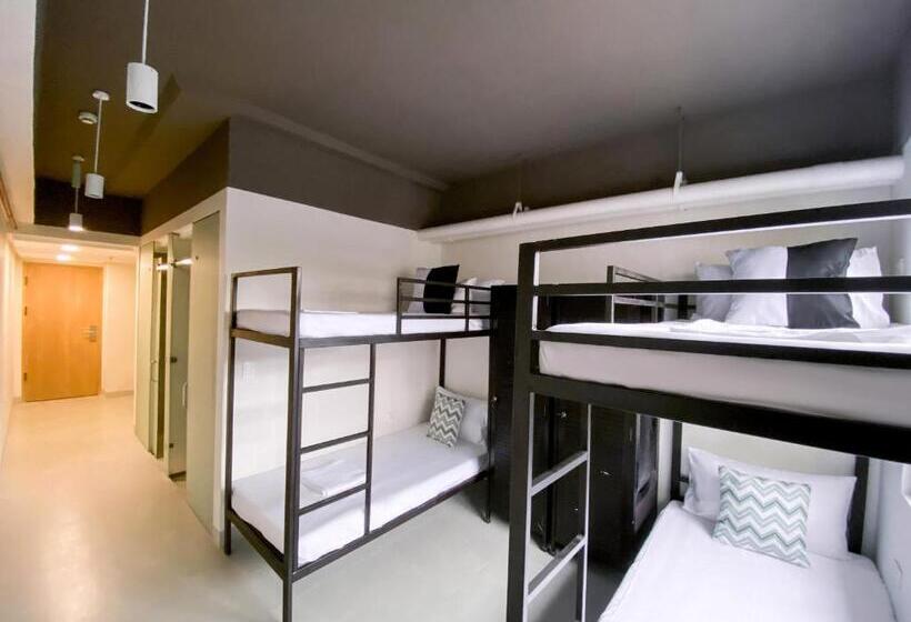 Pokój Czteroosobowy Standard, The Grid Co Living Managed By Hii