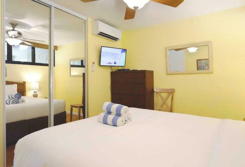 Апартаменты 1 Спальня Вид на Море, Papakea K303 2bed/2bath Stunning Ocean & Pool Views