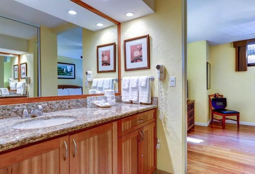 Апартаменты 1 Спальня Вид на Море, Papakea K303 2bed/2bath Stunning Ocean & Pool Views