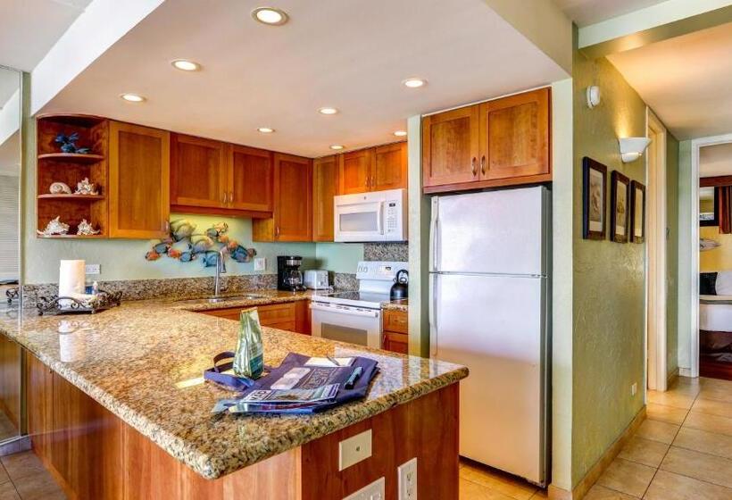 Apartamento 1 Dormitório Vista Mar, Papakea K303 2bed/2bath Stunning Ocean & Pool Views