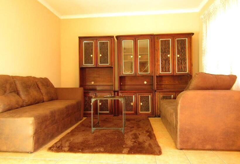 آپارتمان 1 خوابه, Haithoms B&b Tlokweng Gaborone