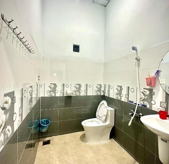 اتاق خانوادگی, Thuận Vương Homestay