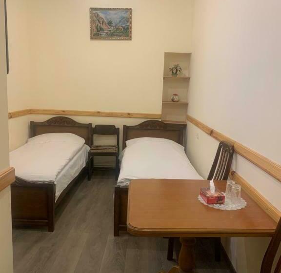 スタンダードルーム, Ani Guesthouse