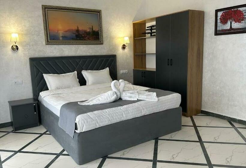 سوییت, Marmaris Hotel Free Airport Service