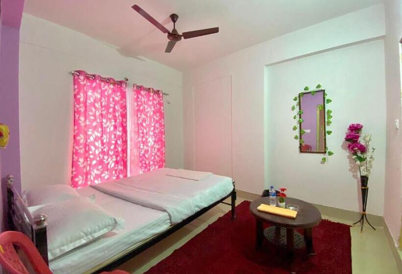 标准间, Oyo Cozy Guest House