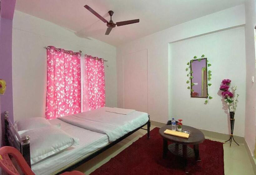 标准间, Oyo Cozy Guest House
