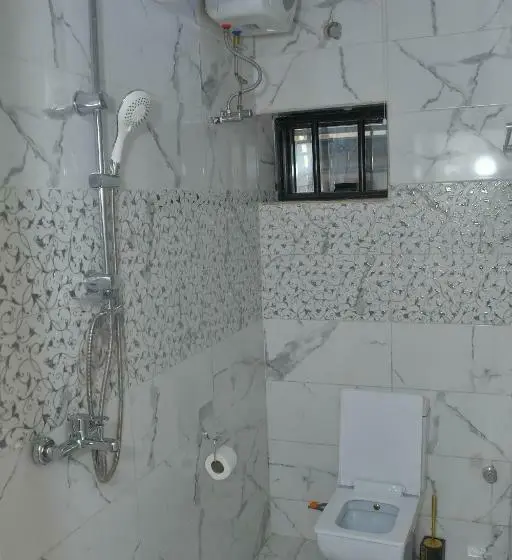 اتاق استاندارد یک نفره, Sakura Apartment