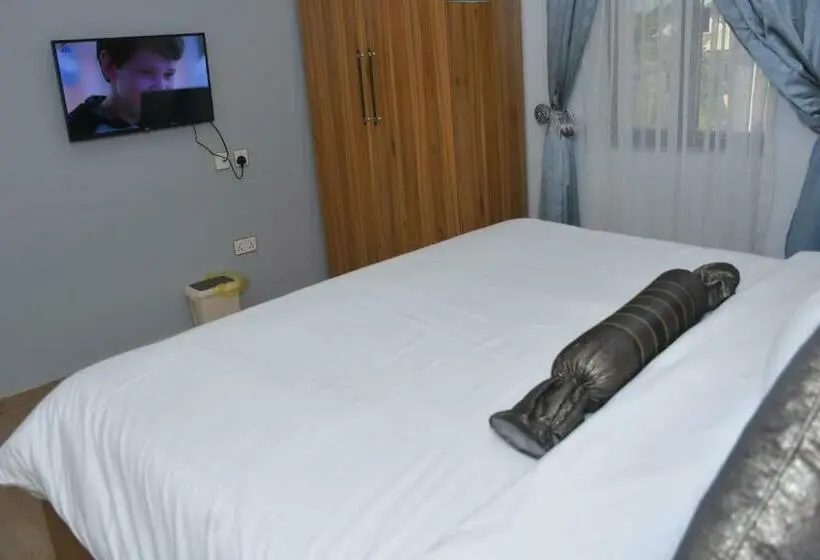 اتاق استاندارد, Sakura Apartment