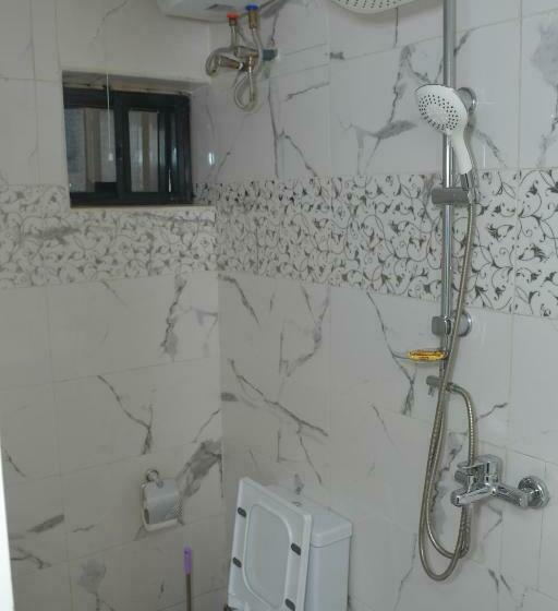 اتاق استاندارد, Sakura Apartment