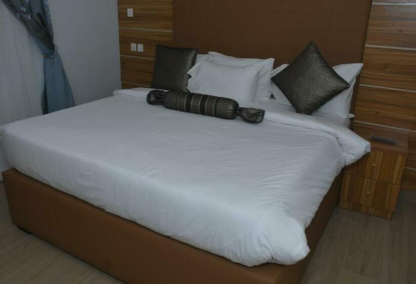 اتاق استاندارد, Sakura Apartment